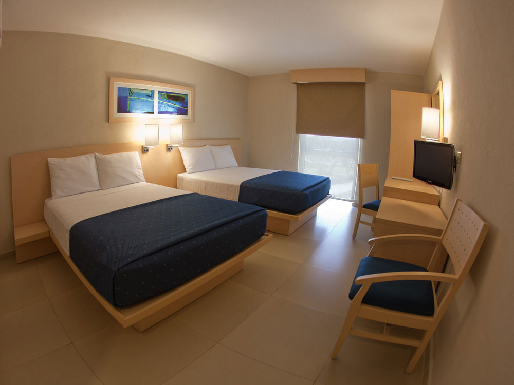 City Express By Marriott Mérida Zewnętrze zdjęcie
